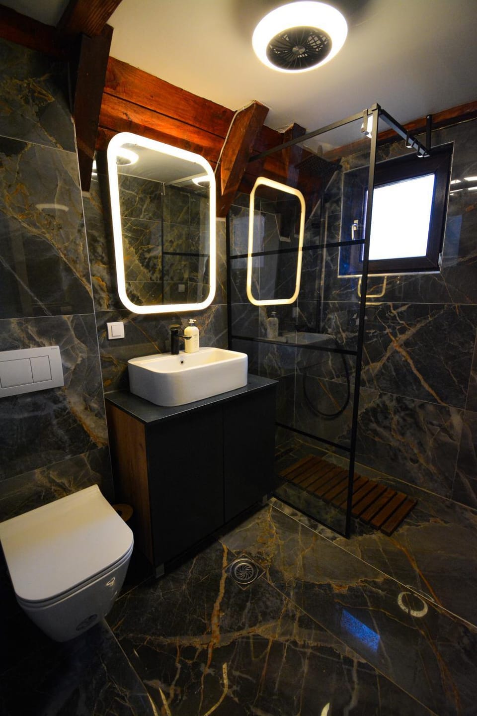 Shower, Toilet, Bathroom