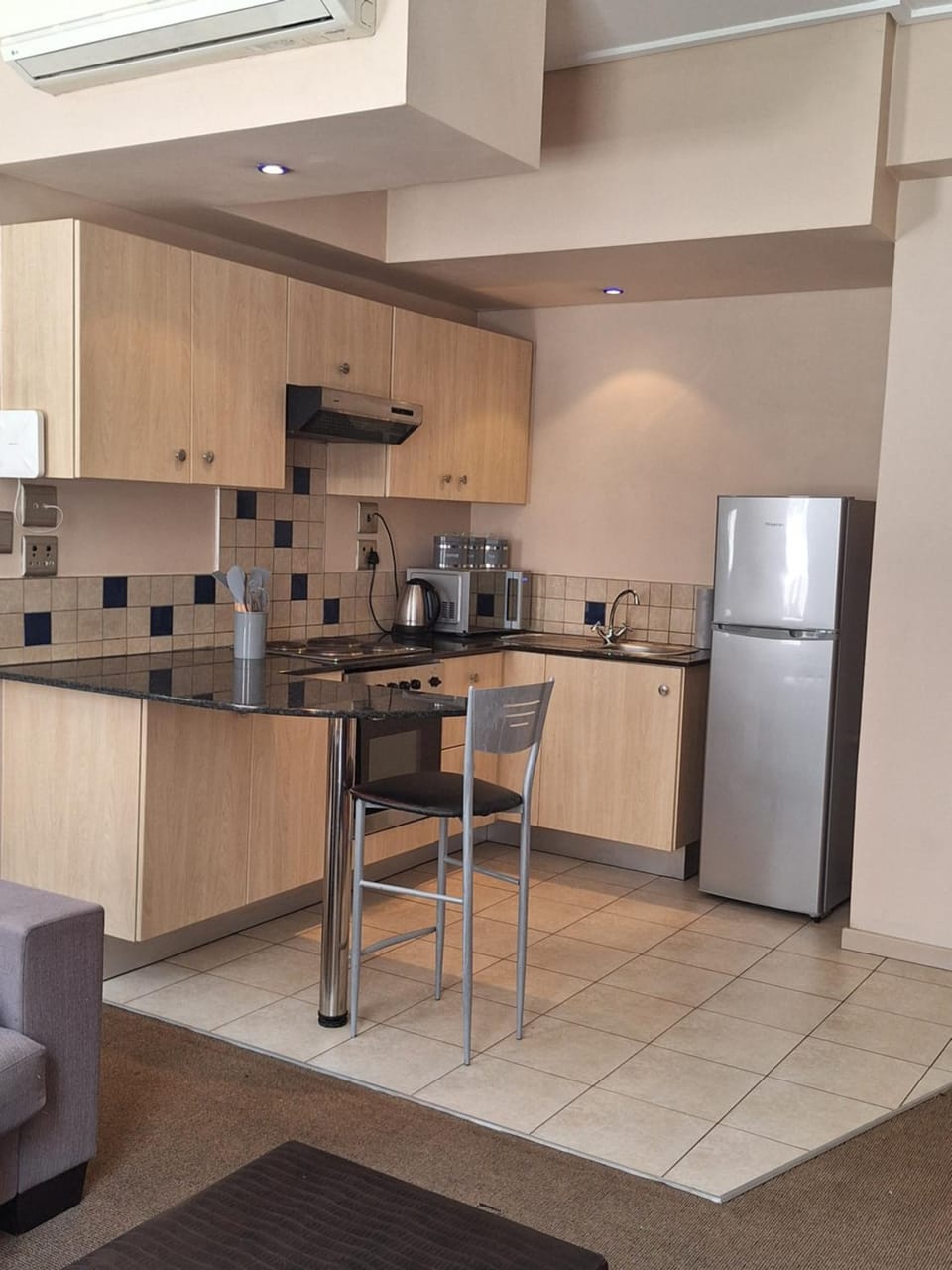 Cozy, simple and affordable Mapungubwe Apartment in Johannesburg