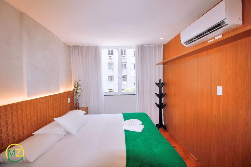 Modern, renovated studio apartment near the beach Apartment in Rio de Janeiro