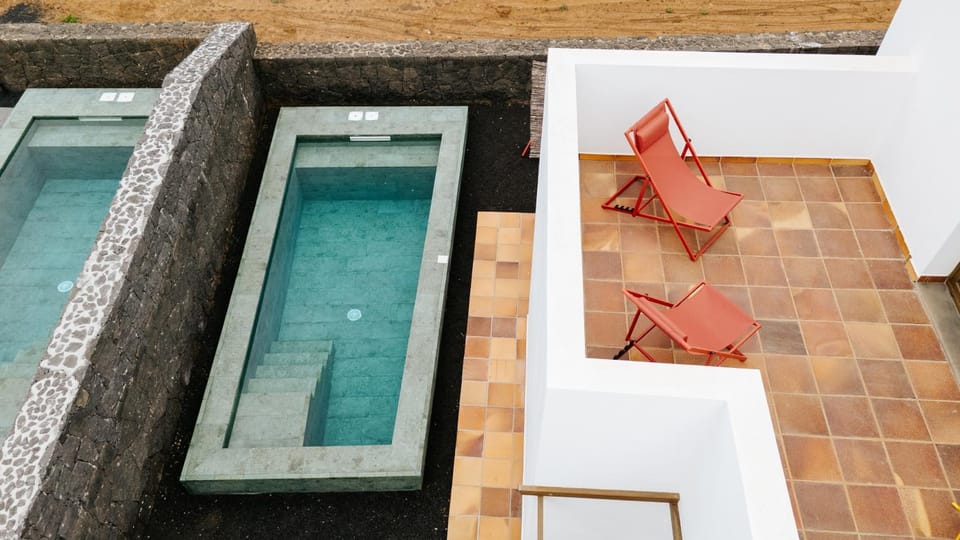 Balcony/Terrace, Pool view, Swimming pool