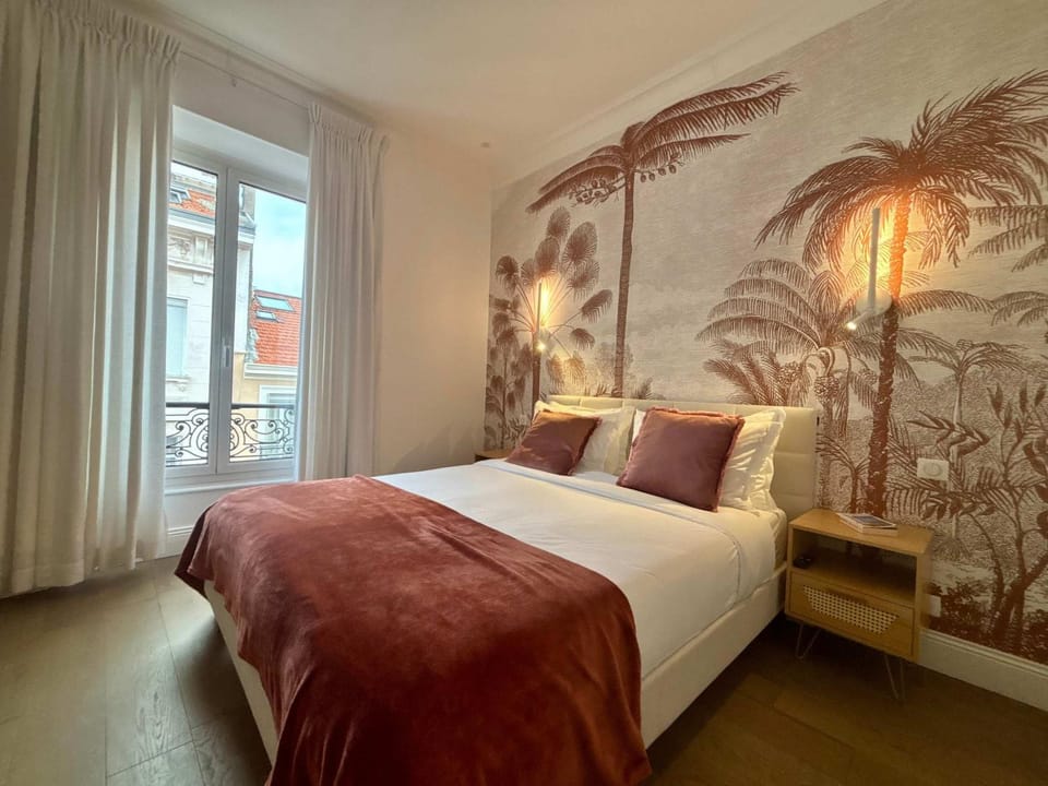 SCARLETT 4 Bedroom next to the Croisette Apartment in Cannes