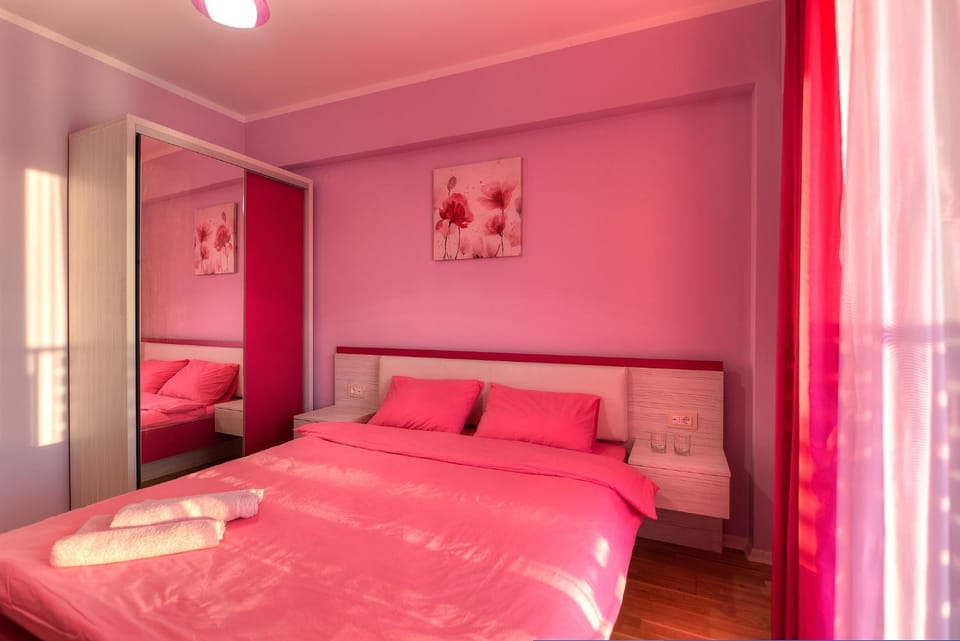 Bed, Bedroom, wardrobe