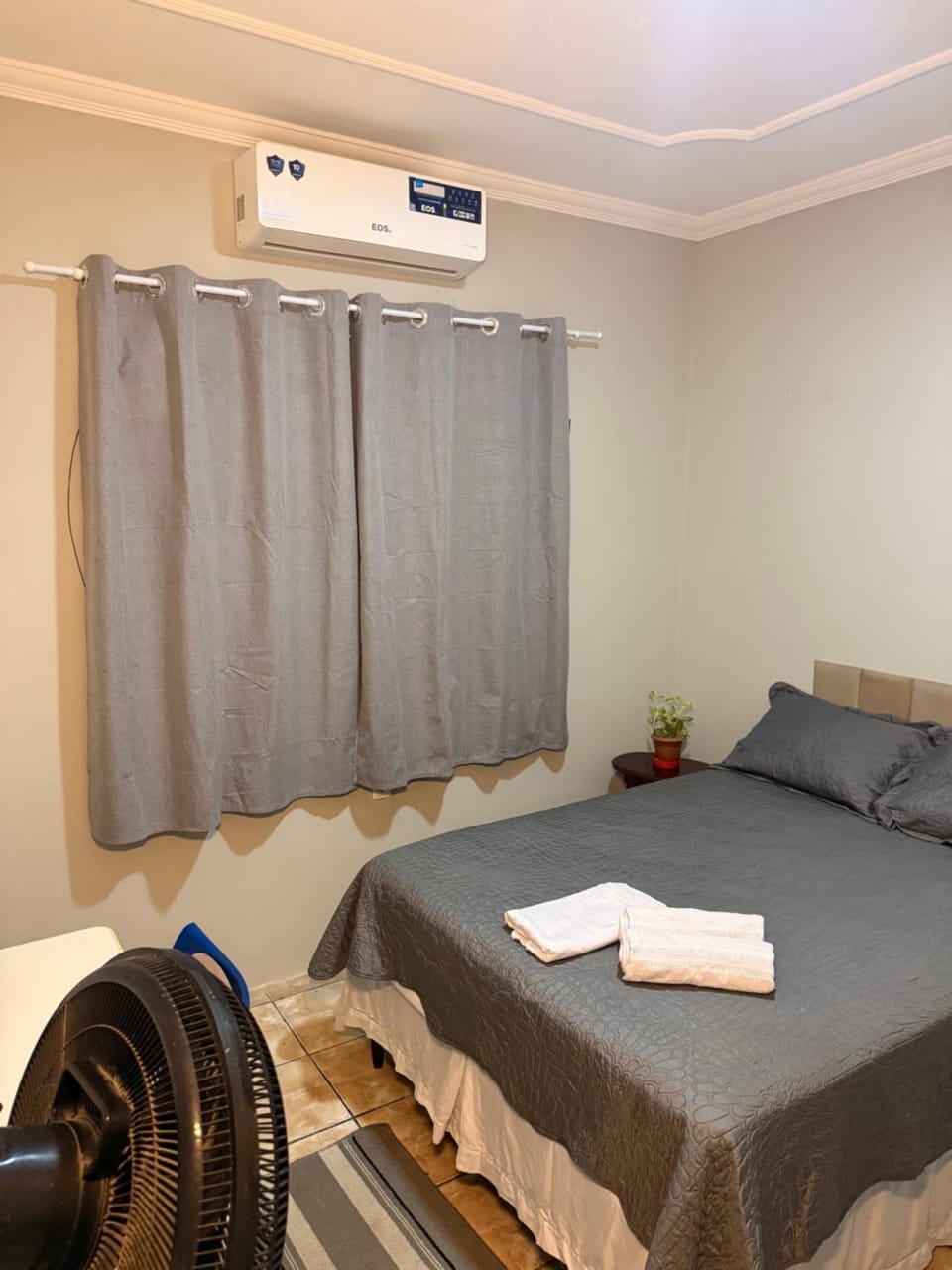 Bed, Photo of the whole room, Bedroom, towels, air conditioner