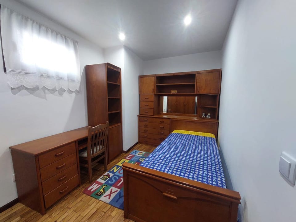 Bed, Photo of the whole room, Bedroom, wardrobe