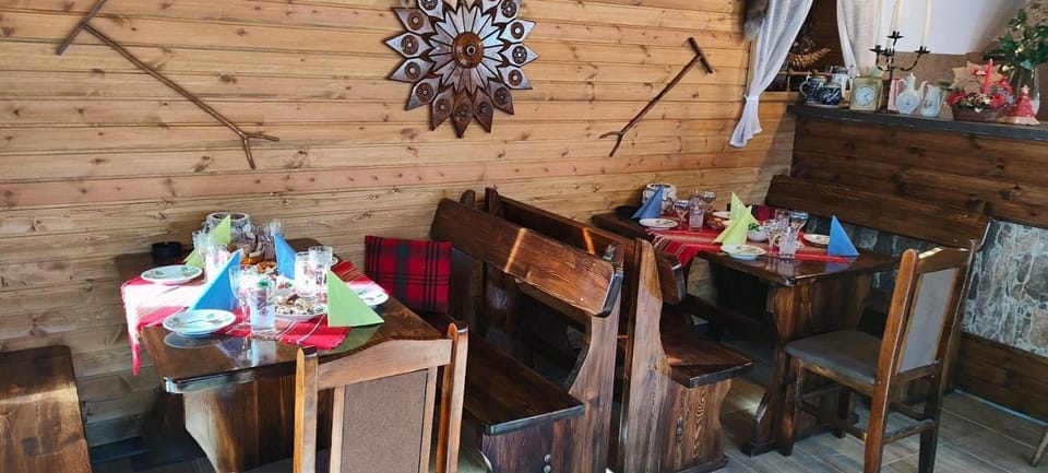 Restaurant/places to eat, Food and drinks, Food, Drinks