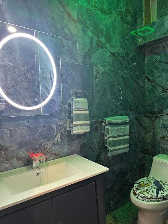 420 Friendly Suites Bed and Breakfast in District of Columbia