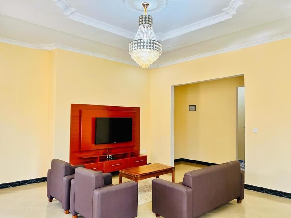 Communal lounge/ TV room