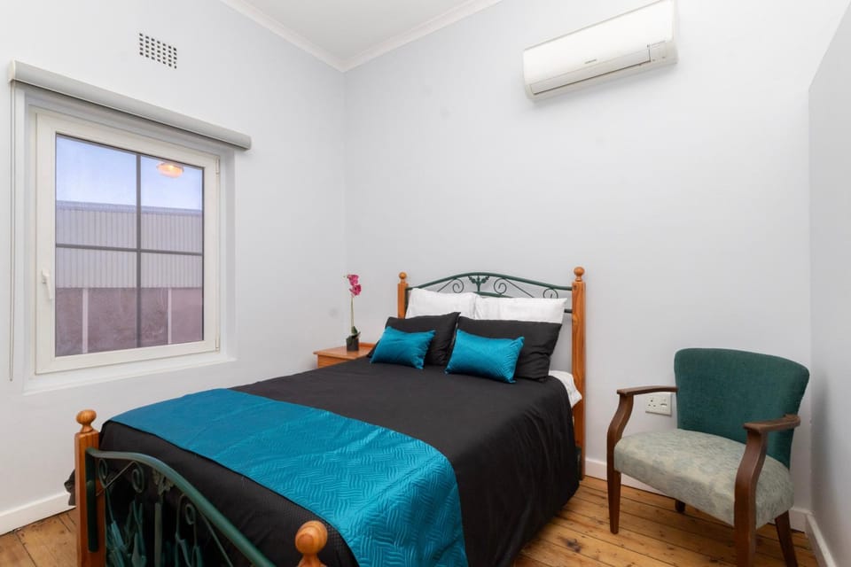 Woodstock Corner - Newly renovated slick and modern loft apartments Apartment in Cape Town