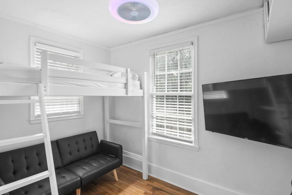 TV and multimedia, Bedroom, bunk bed