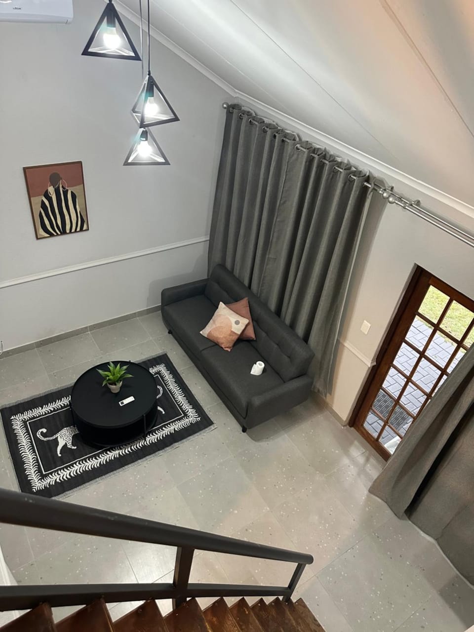 Living room, Photo of the whole room, Seating area