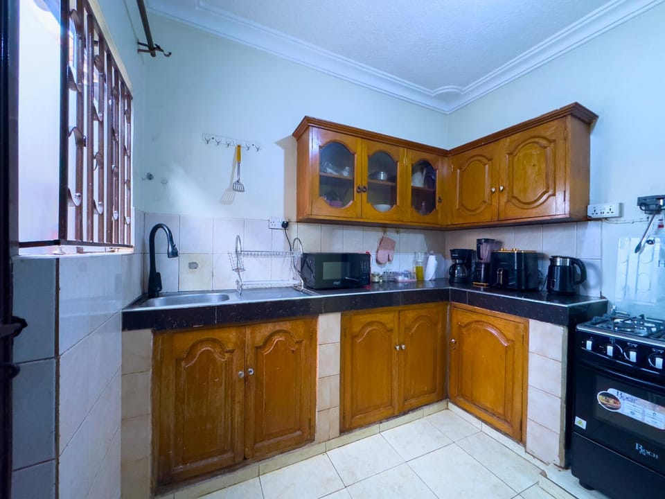 Coffee/tea facilities, microwave, kitchen