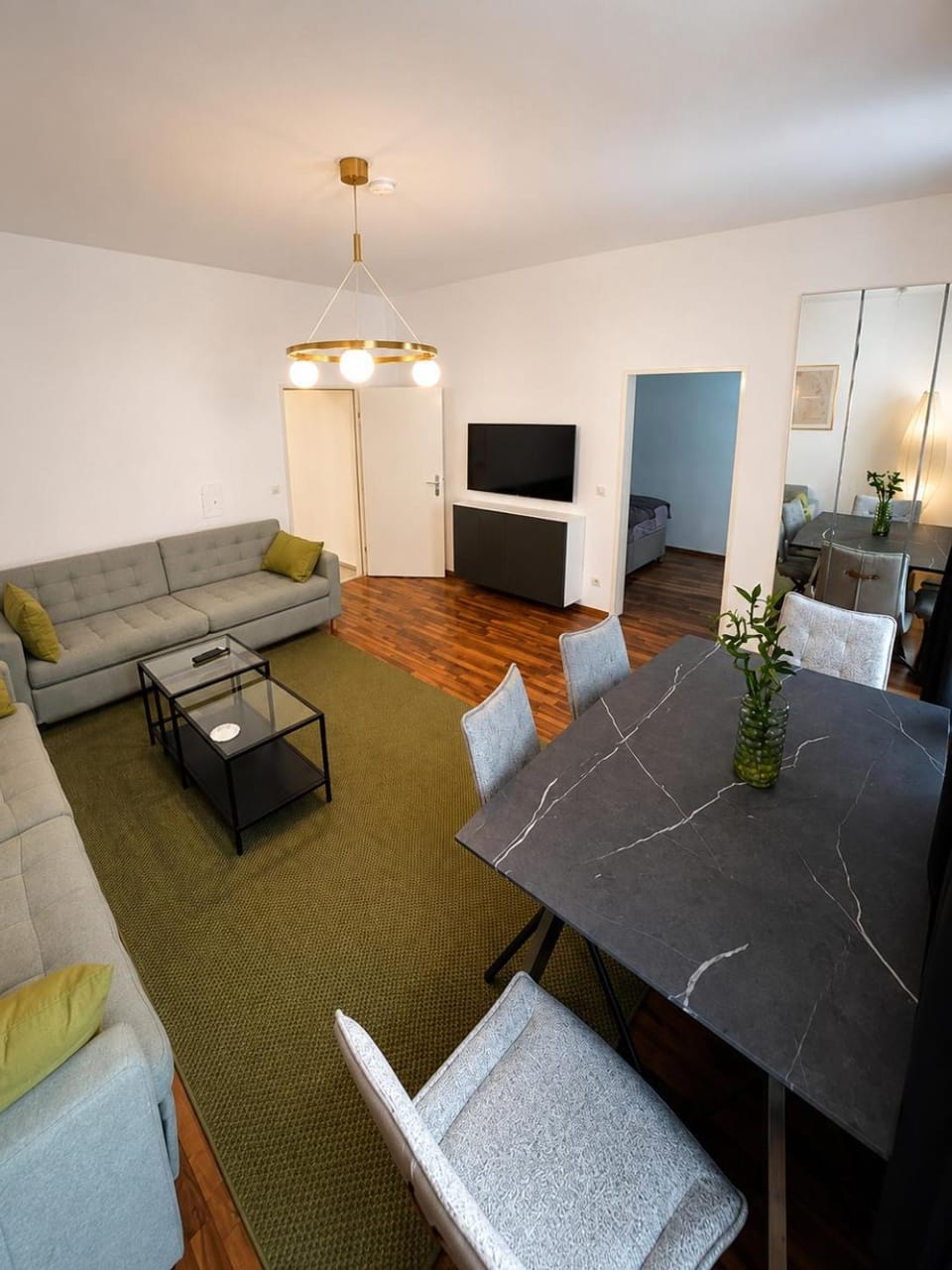 Communal lounge/ TV room, TV and multimedia, Living room, Seating area, Evening entertainment