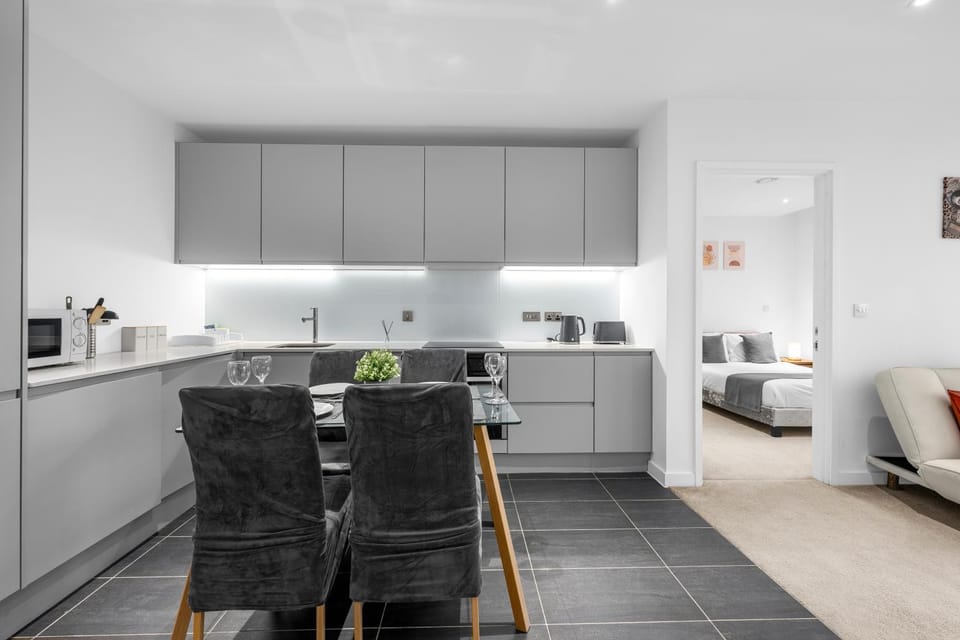 Kitchen or kitchenette, kitchen