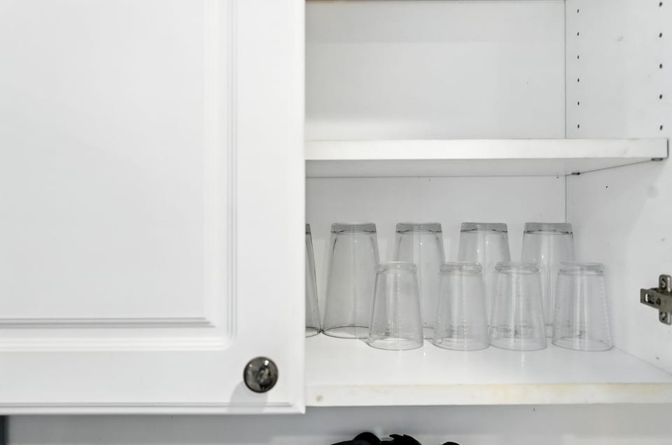 Kitchen or kitchenette, Communal kitchen, kitchen