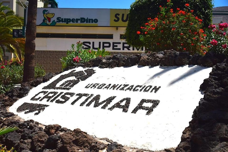 Logo/Certificate/Sign, Street view