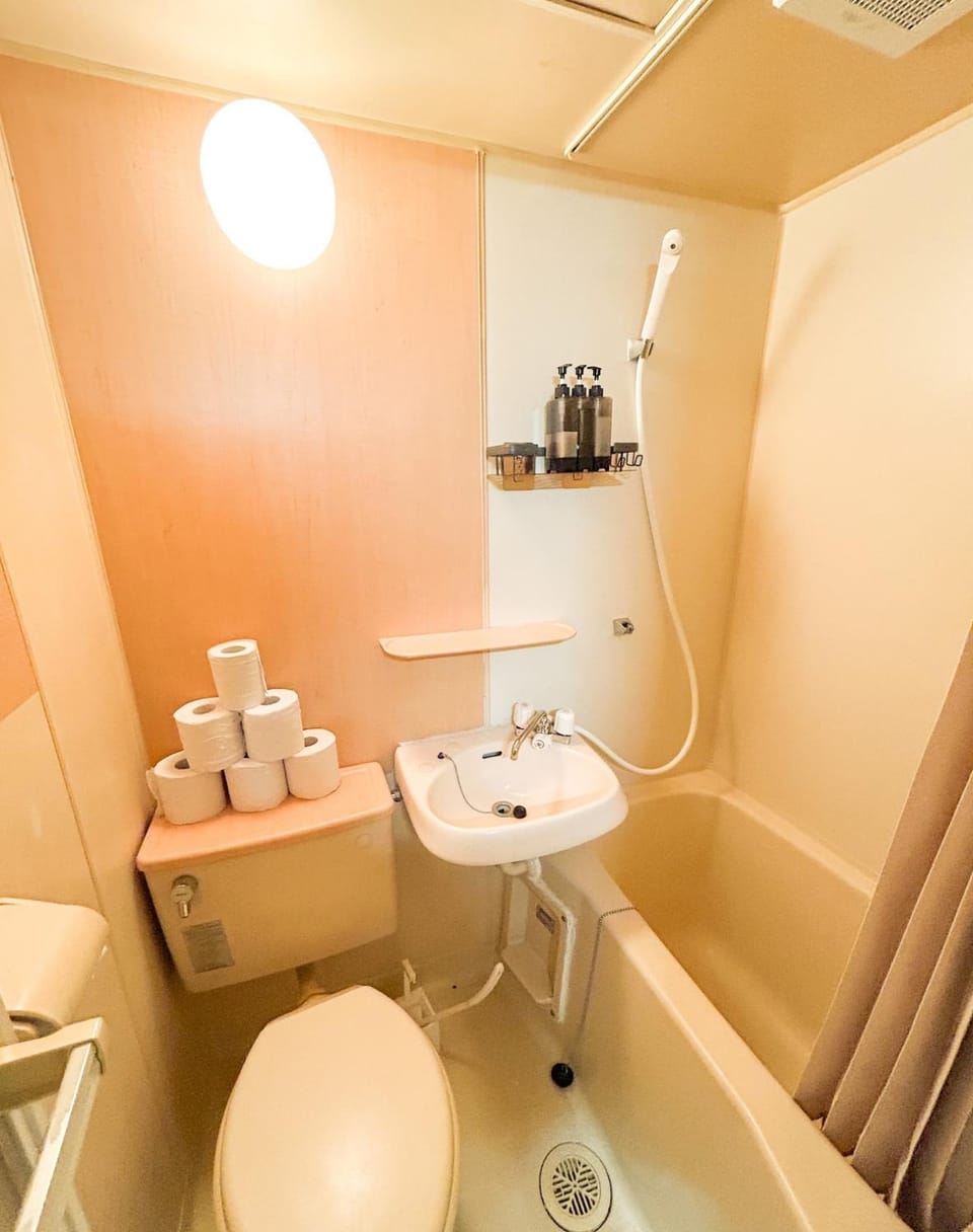 203 Quiet area walking distance of Shinjuku Shin-Okubo district Apartment in Shinjuku