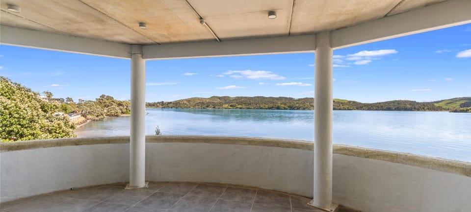 The Grand Apartment - Silo Complex Apartment in Raglan