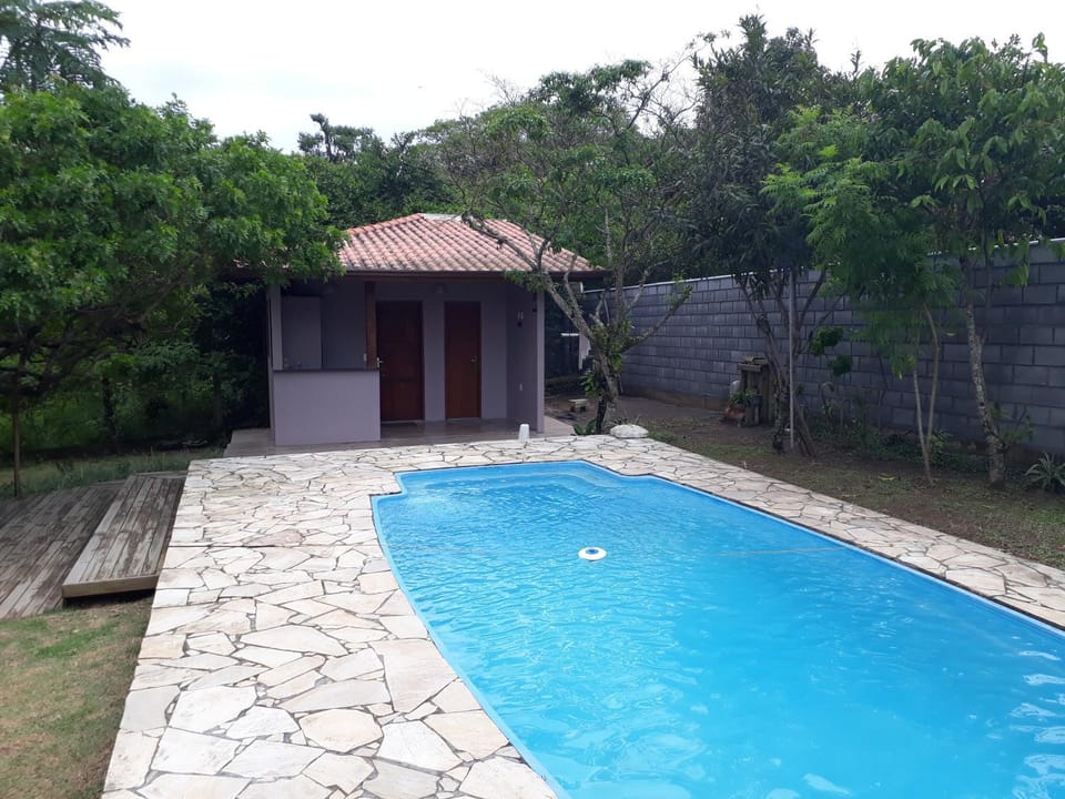 Casa lagoa de ibiraquera com piscina House in Imbituba