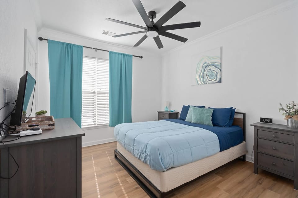 Tuscana Resort Getaway Minutes from Disney Apartment in Osceola County