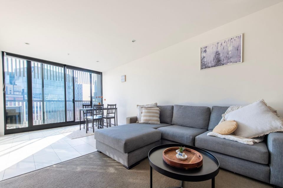 Carlton Lifestyle Near Melbourne CBD Apartment in Melbourne