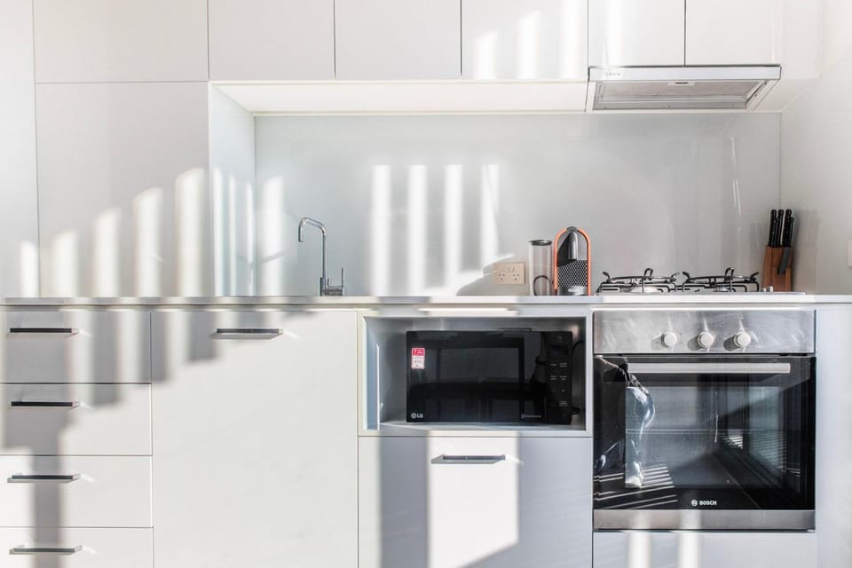 Carlton Lifestyle Near Melbourne CBD Apartment in Melbourne