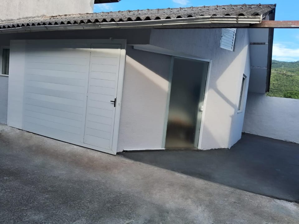 Facade/entrance, Parking