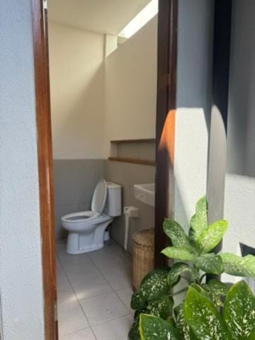 NEW, Villa Sevilla, Modern 2 Bedroom, Sanur House in Denpasar