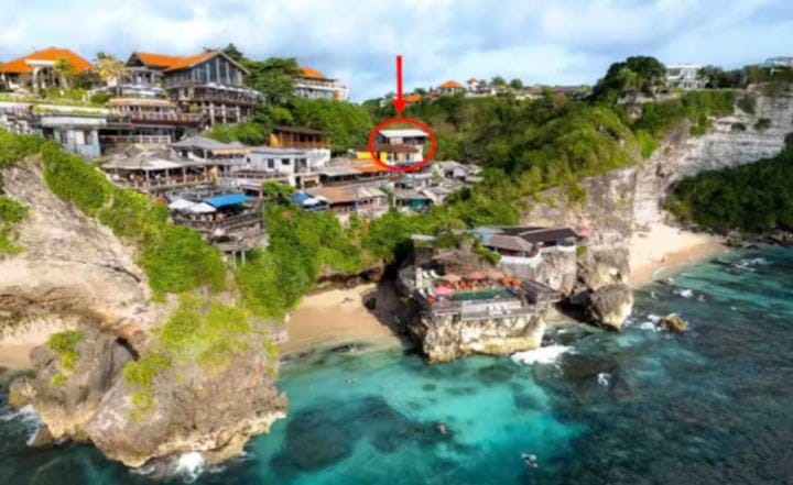 20 Steps Beach Surf, Wave, Cliff, Uluwatu3BR Apartment in Bali