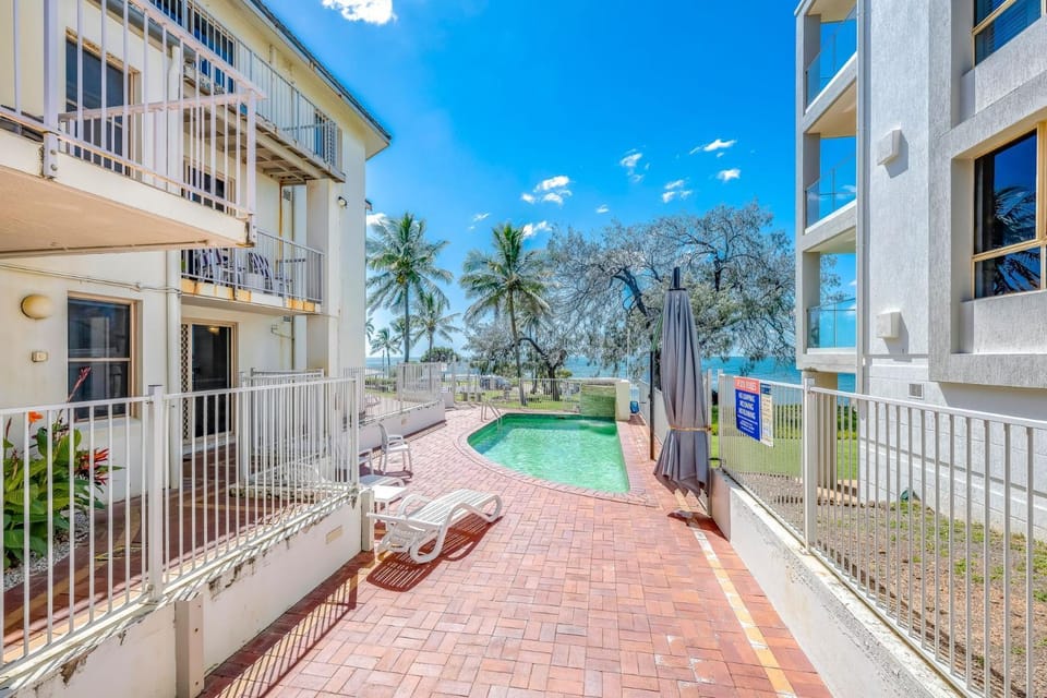 Shoreline Apartments - Unit 9b Motel in Bargara