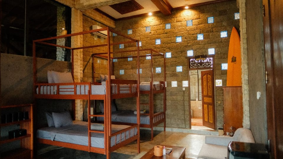 Uluwatu Mansion Hostel Hostel in Bali