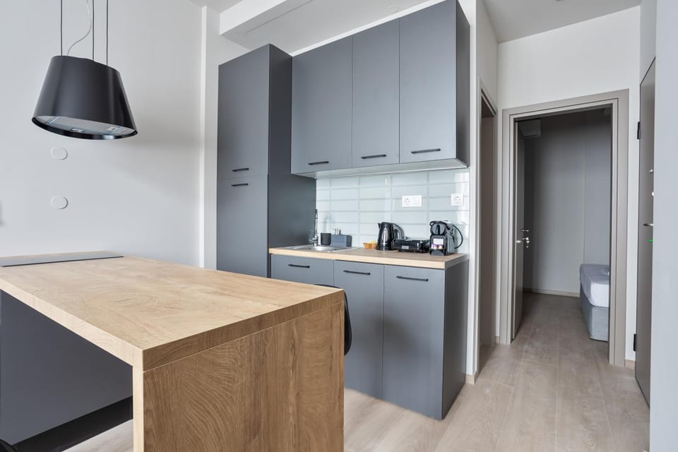 Kitchen or kitchenette, Photo of the whole room, Dining area