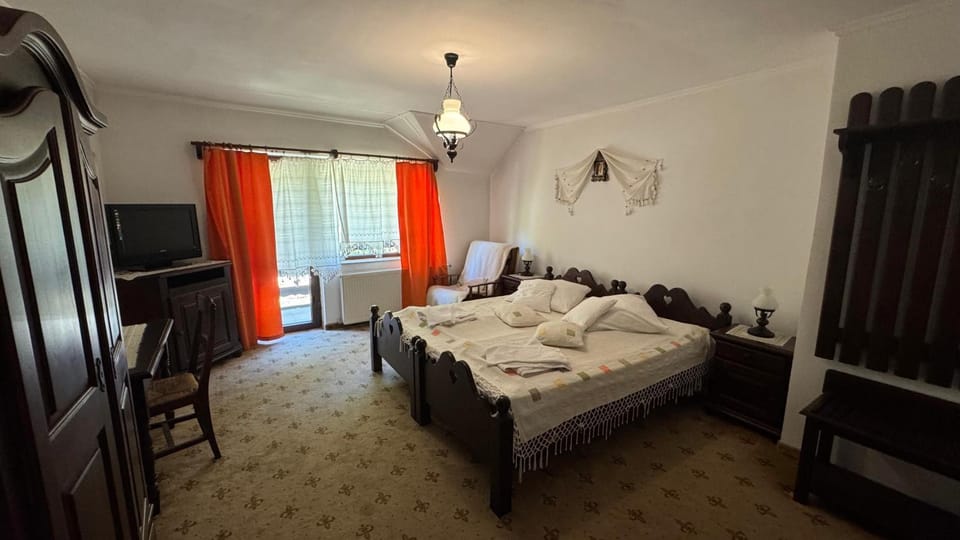 Casa De Vis Bed and Breakfast in Cluj County