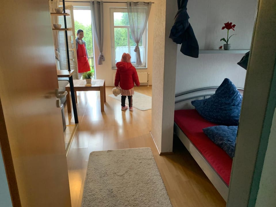 Ruhige Wohnung in Hinte mit Möbel und kostenlos Parkplatz Apartment in Krummhörn