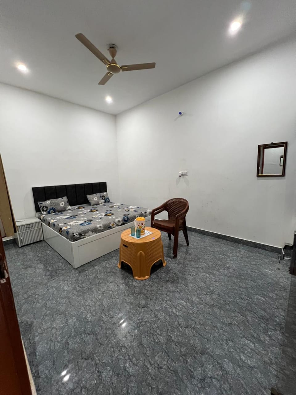 Kamal Kishori Dham Bed and Breakfast in Uttar Pradesh
