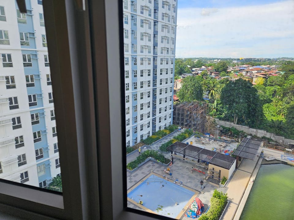 Avida Abreeza 1bedroom with balcony Apartment in Davao City