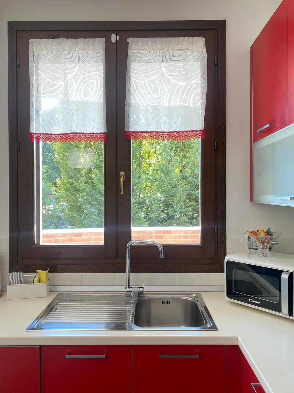 Kitchen or kitchenette, Inner courtyard view
