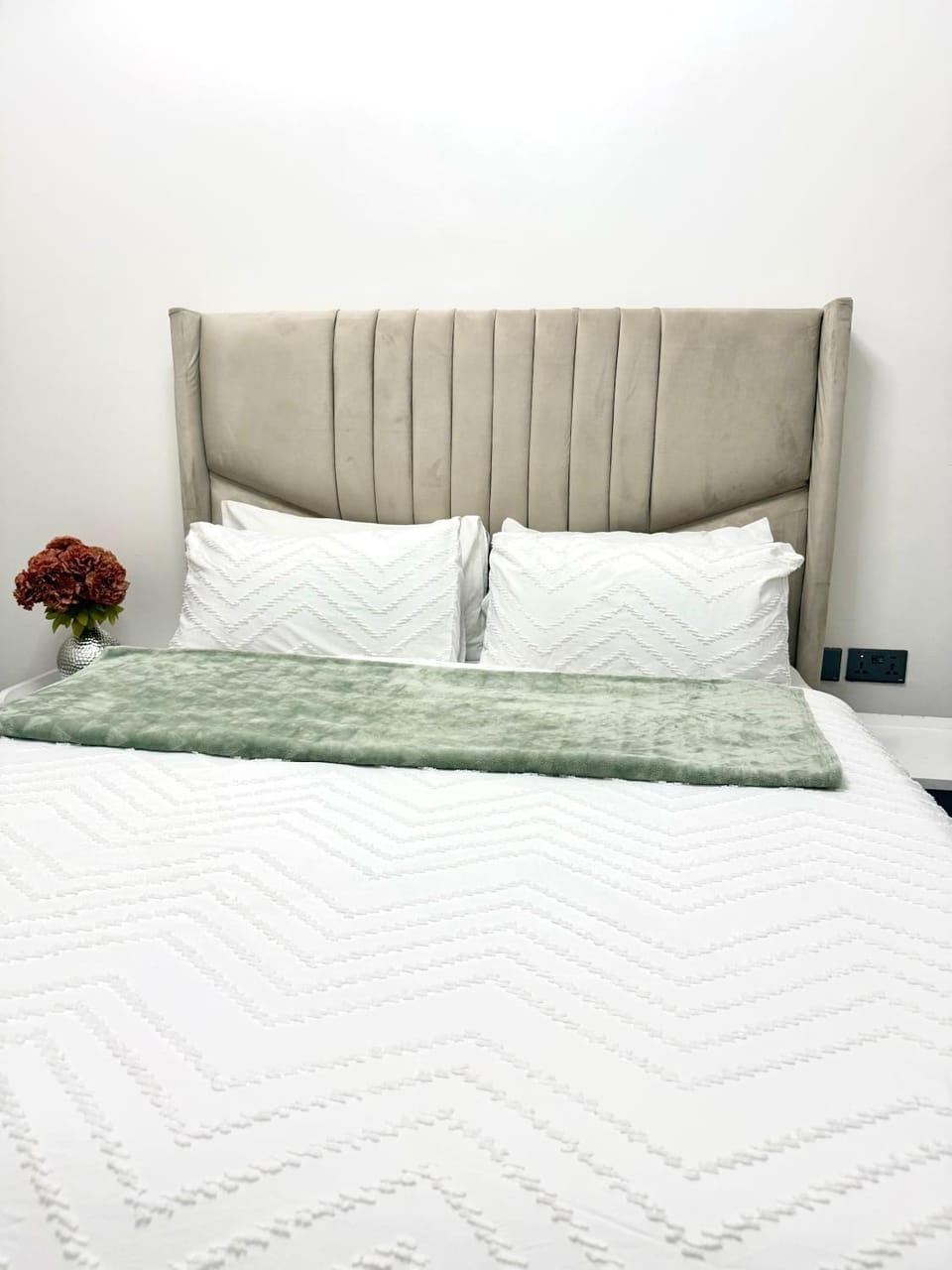 COZY 3BEDROOM ALL ENSUITE WITH GYM and POOL in KILELESHWA Apartment in Nairobi