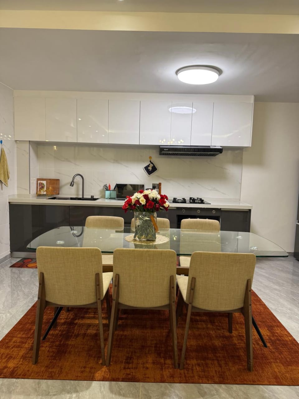 COZY 3BEDROOM ALL ENSUITE WITH GYM and POOL in KILELESHWA Apartment in Nairobi