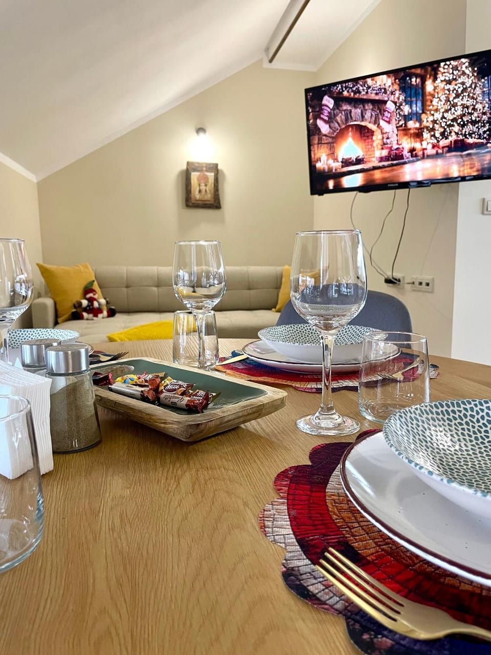 Communal lounge/ TV room