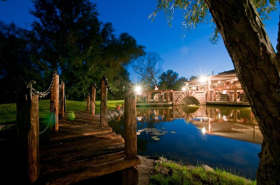 Property building, Garden view, Lake view