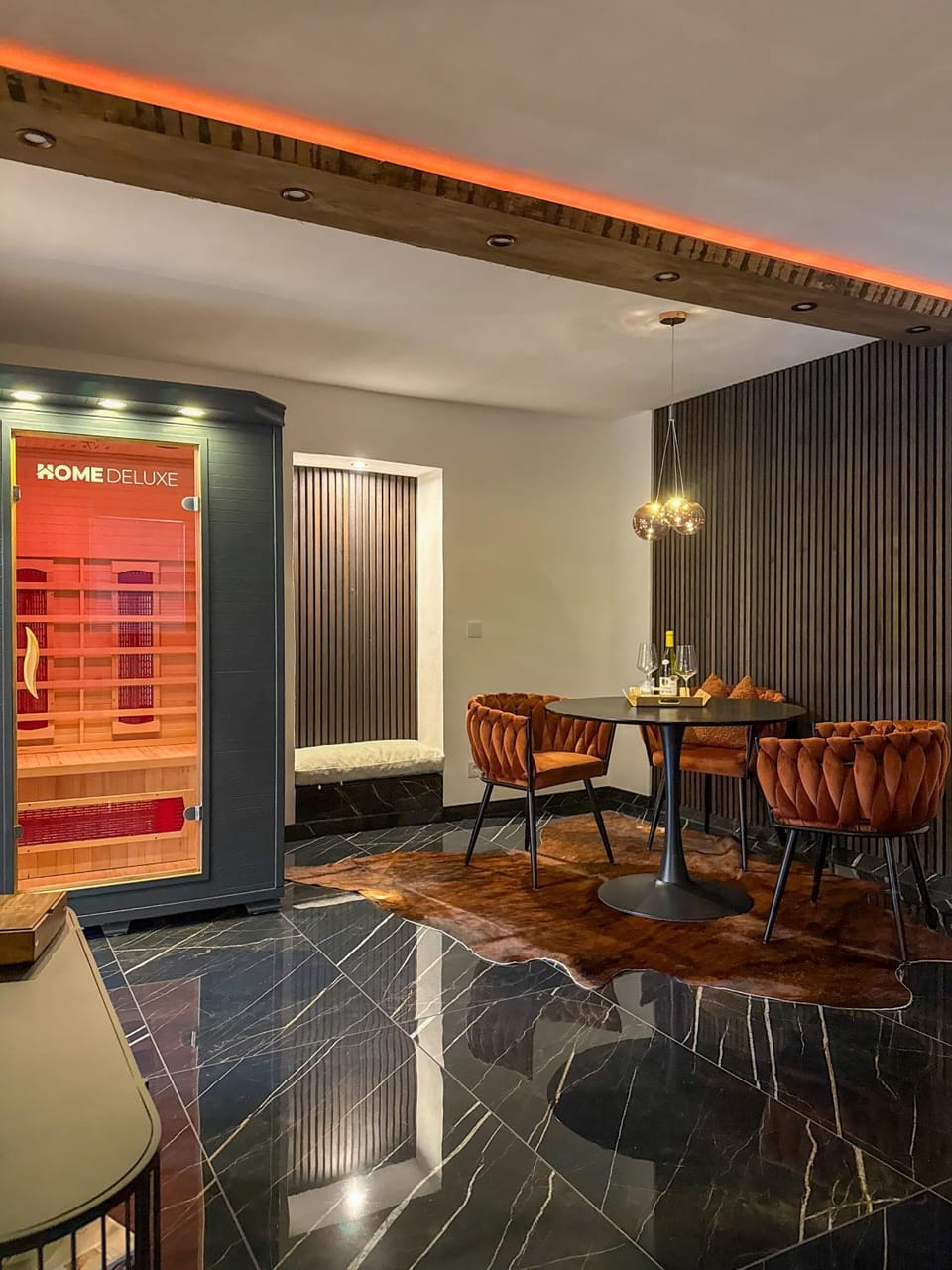 Sauna, Living room, Seating area