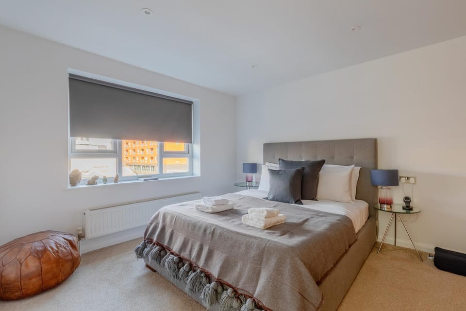 Chic 1BDR City Retreat with Views of the Shard Apartment in London Borough of Southwark