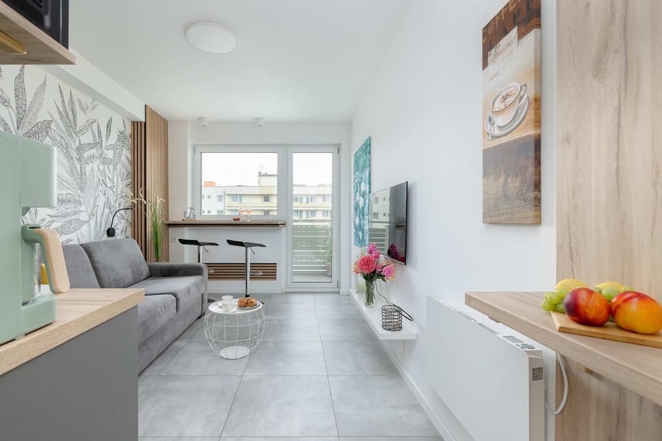 TV and multimedia, Kitchen or kitchenette, Living room, Seating area