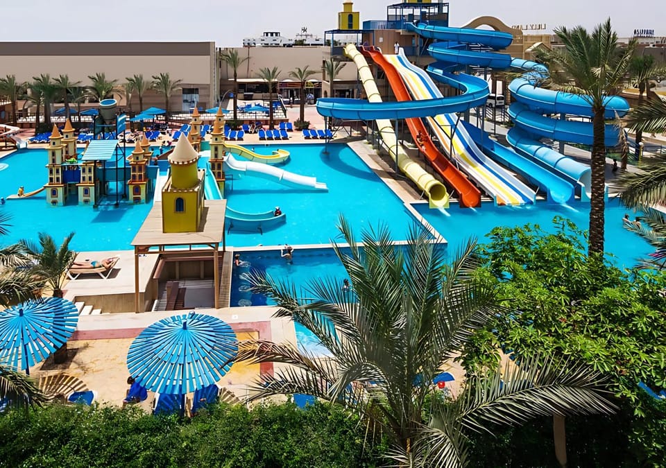 Aqua park, Swimming pool
