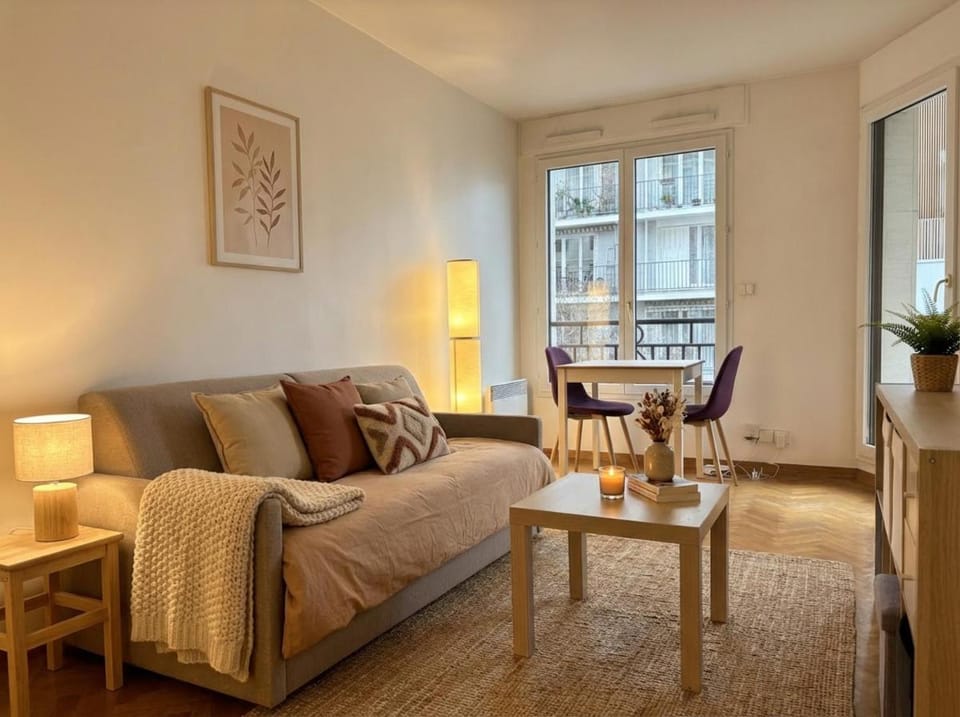 Le Petit Cocon - Cosy - Terrasse - Centre Ville - 2 personnes Apartment in Vanves