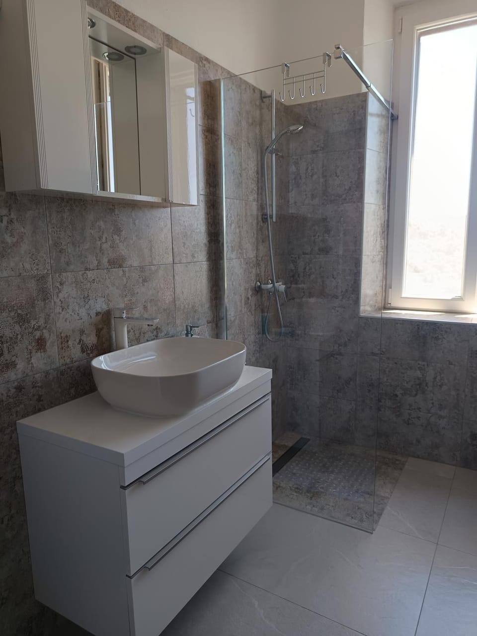 Shower, Bathroom