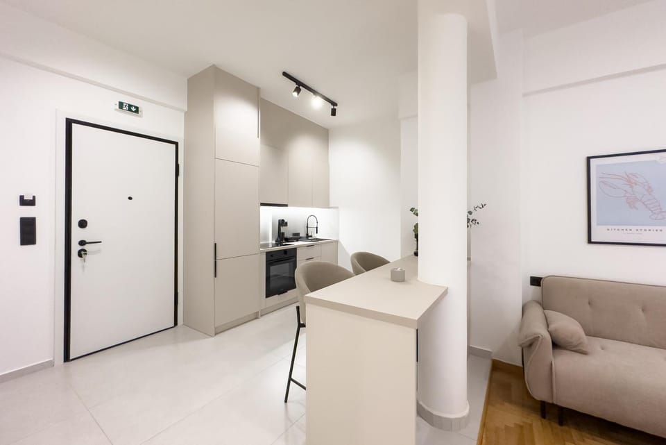 Kitchen or kitchenette, Photo of the whole room, Seating area