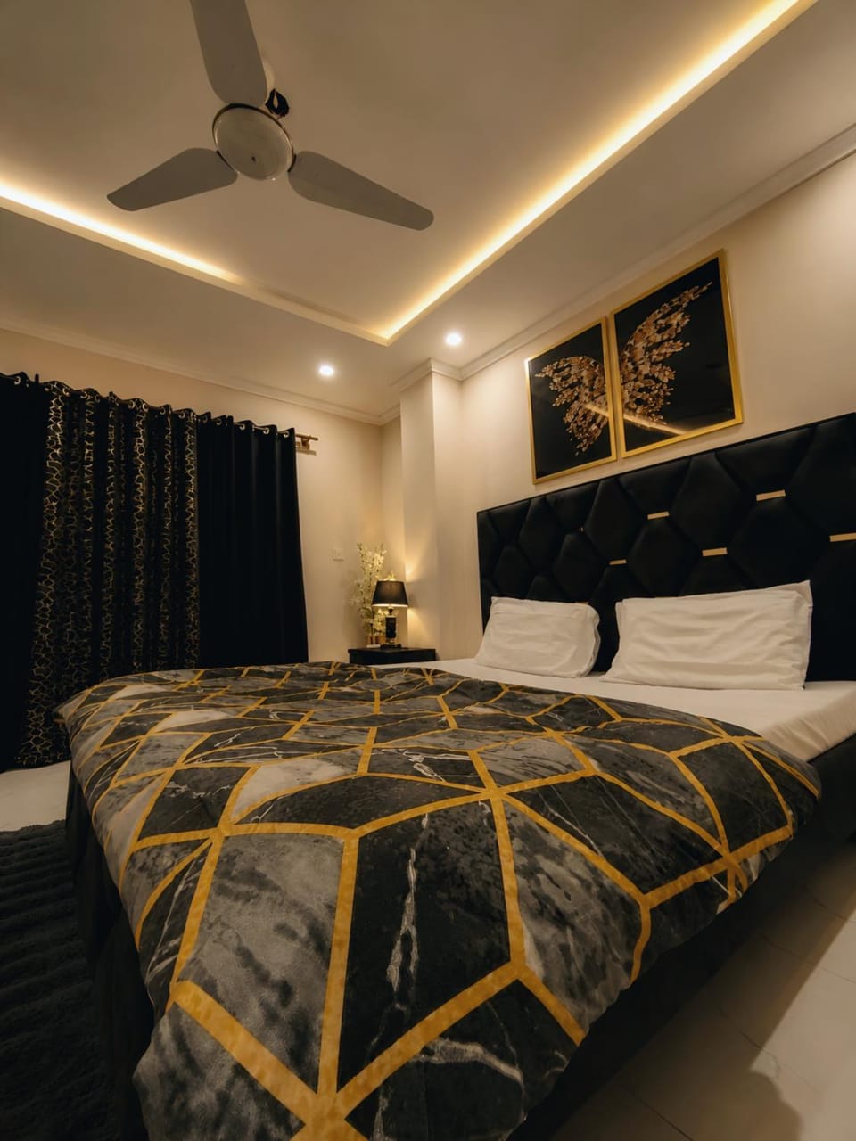 Bed, Bedroom