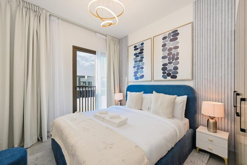 Golden Stays - Luxe 4BR Villa Family-Friendly and Fully Equipped Villa in Dubai