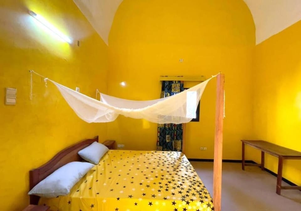Résidence UBANGUI Bed and Breakfast in Dakar